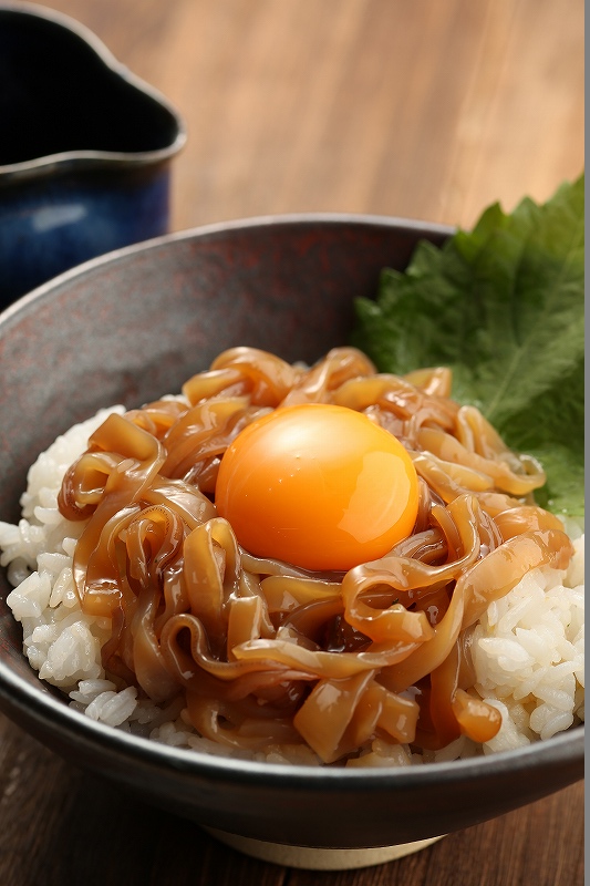 いか醤油漬け卵のせ